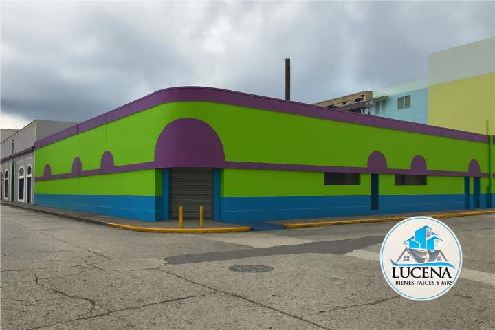 Propiedad comercial en esquina, corazón del CBD de Mayagüez (Pueblo).