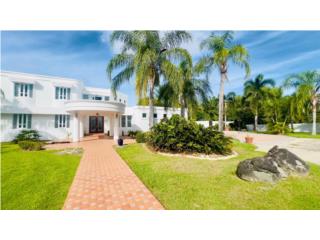 Villa Ramon Open Layout 5-Bedroom/4Bath Home