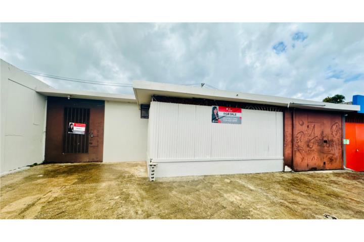 Negocio comercial en venta con excelente ubicación en Lomas.