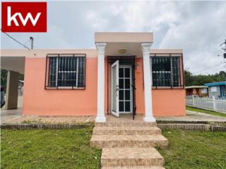 CASA EN URB. VILLAS DE MAUNABO