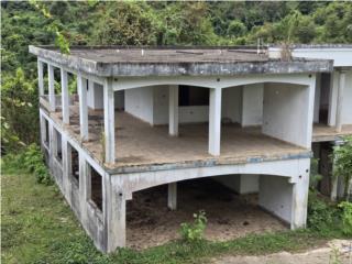 Enorme Casa sin terminar Bo Achiote Naranjito