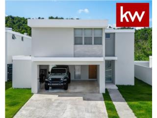 URB. VISTAS DE SAN JOSE, CASA EN CAGUAS