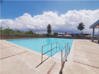 WALK TO THE BEACH 3/2/1. NO AIRBNB