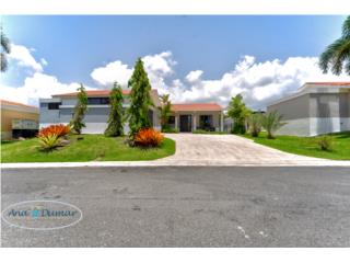 SABANERA-VILLA CARBIA-FULLY REMODELED