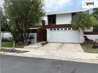 Cas de 2 niveles, 4 habitaciones, 3 baos