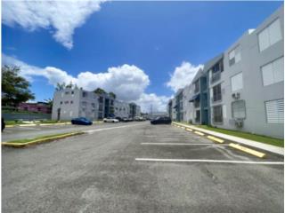 Carolina Court Apartments! Buena Localizacin!!