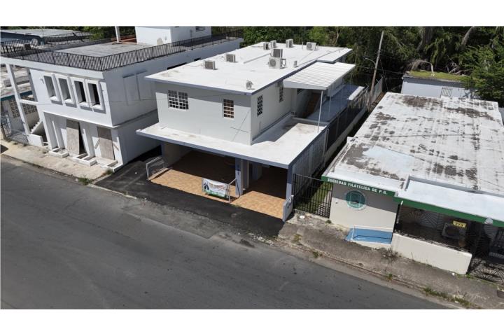 Propiedad de uso mixto a solo minutos del areopuerto.