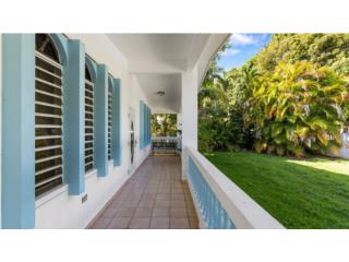 Walking distance to the beach, Ocean Views 
