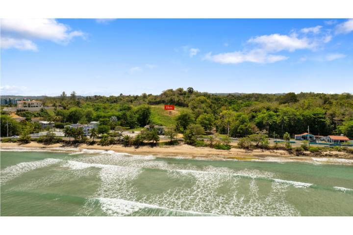 30 cuerdas!!!!!!🌊? Oportunidadúúnica en la costa oeste de Puerto Rico, a pasos de Rinóón y Aguadilla.