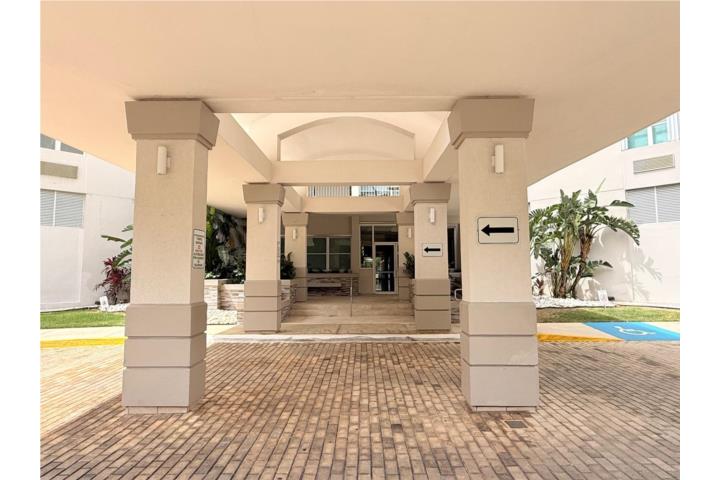 Torre Del San Juan - Hato Rey