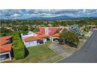 Fully Furnished 4b/3ba House w/solar array