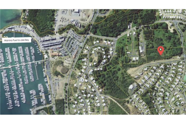 Excelente oportunidad para desarrollo, ubicada frente a Puerto del Rey, una de las marinas más prestigiosas de Fajardo.