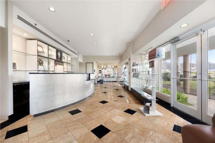 High Visibility Corner property, situated in Guaynabo’s premier commercial complex.