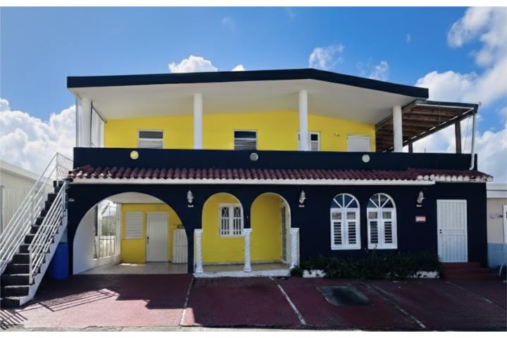 Se vende propiedad multifamiliar de 4 apartamentos cómodos y bien distribuidos, ideal para quienes b