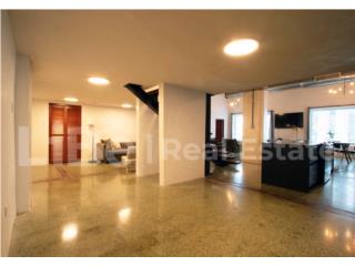 Venta! Amplio Apartamento en Viejo San Juan