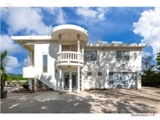 Casa de 3 Niveles en Carite, Guayama