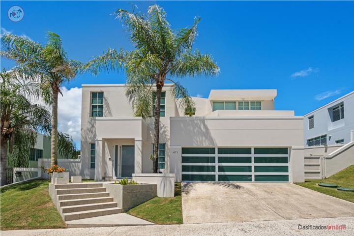 Remodeled Residence in Los Árboles de Montehiedra