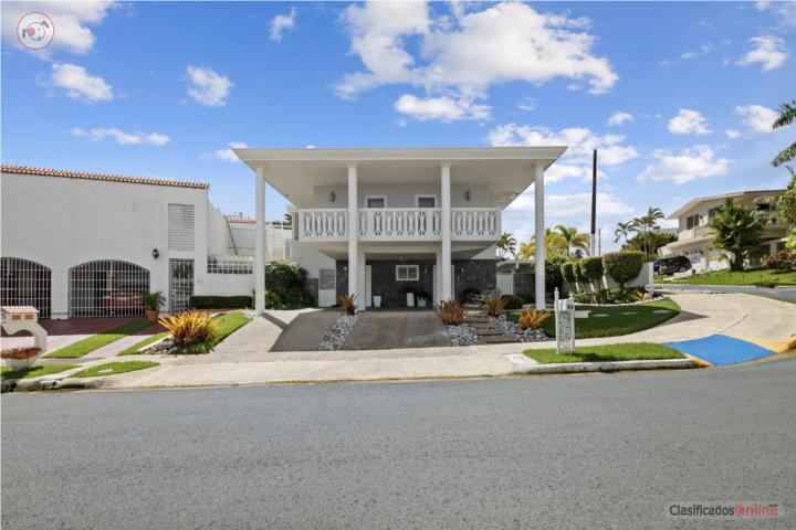 Hermosa Casa con dos Lotes 5/3 $785K
