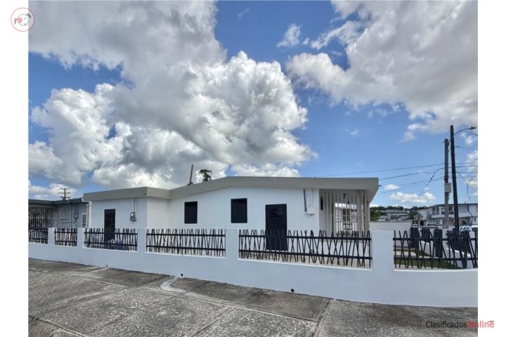 Reparto Metropolitano Casa de esquina