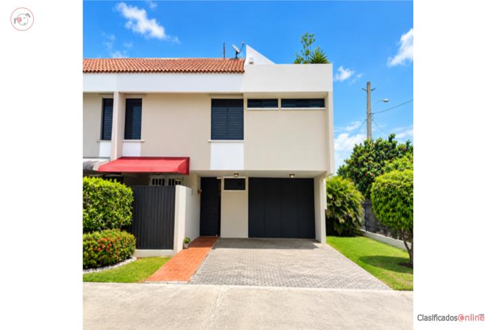 Jardín Alhambra Townhouse $349,000