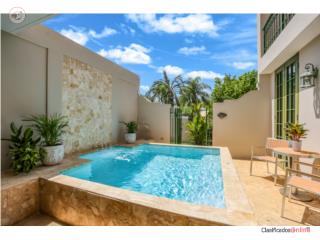 Villa with private pool in Dorado Reef