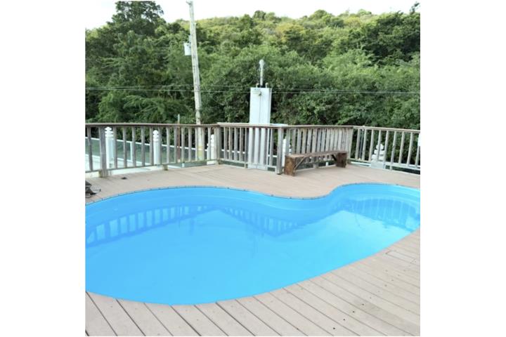 A PASOS DE PLAYA LARGA.