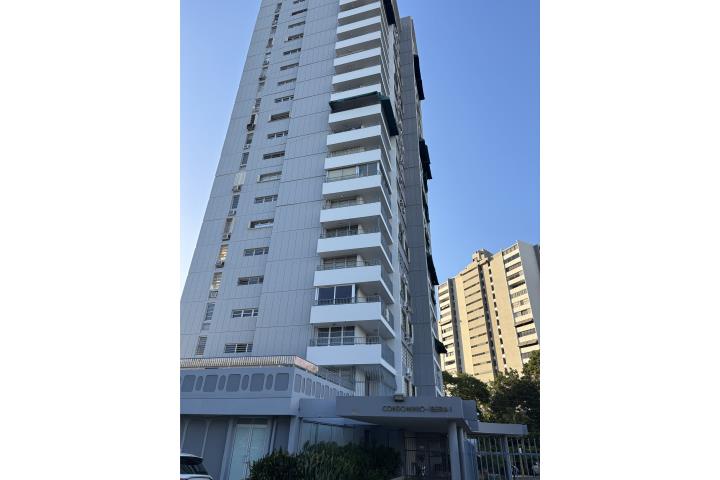 Aprovecha esta gran oportunidad apartamento, Condominio Iberia1 consta de 3 cuatros y dos baños, sal