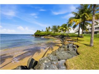 Costa Dorada - Renovated Two-Story Golf-View Apt