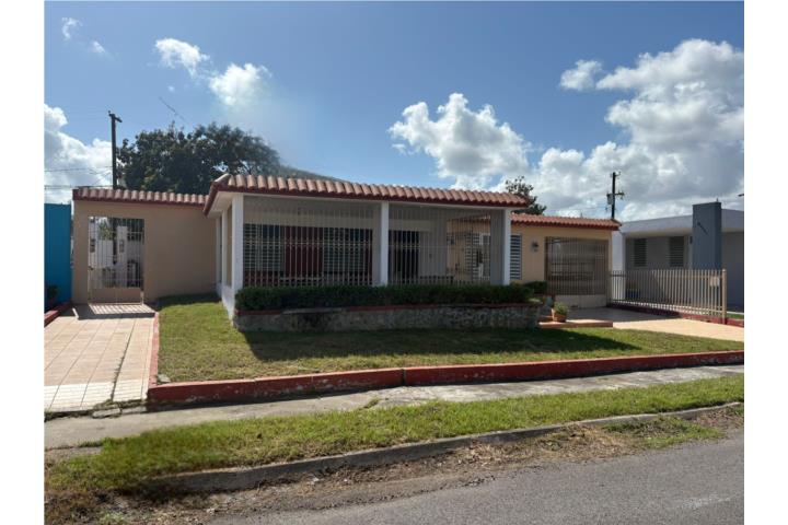 Urb. El Rosario Yauco–4H/3B Amplia 280k