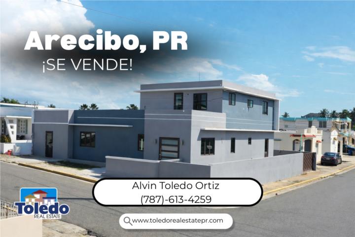 A pasos de la playa. Marginal de Arecibo.