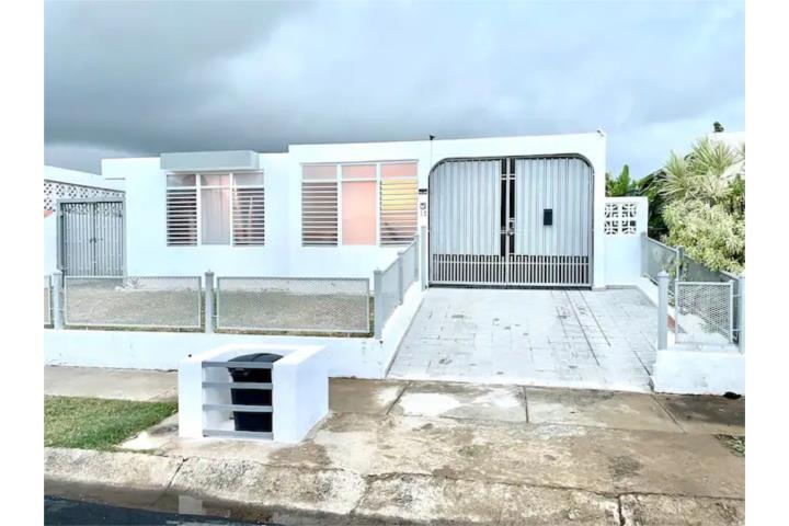 Short term rentals are permitted