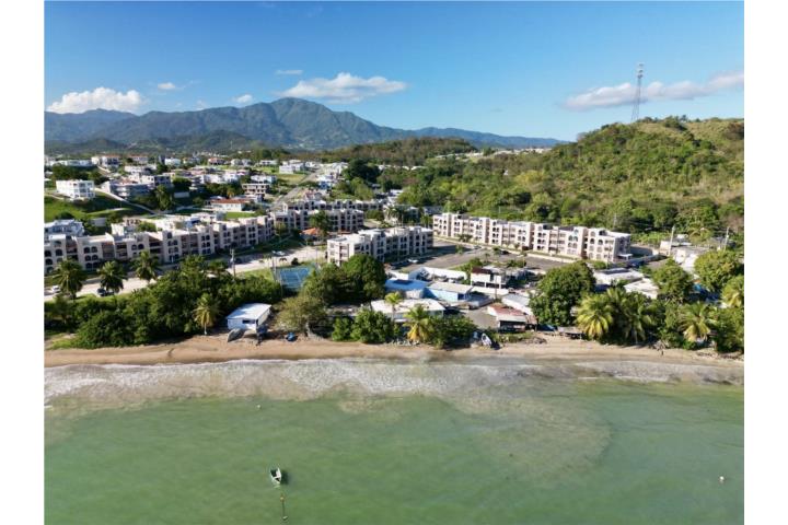 Vive la experiencia costera que mereces! Presentamos este espectacular penthouse en el exclusivo Con