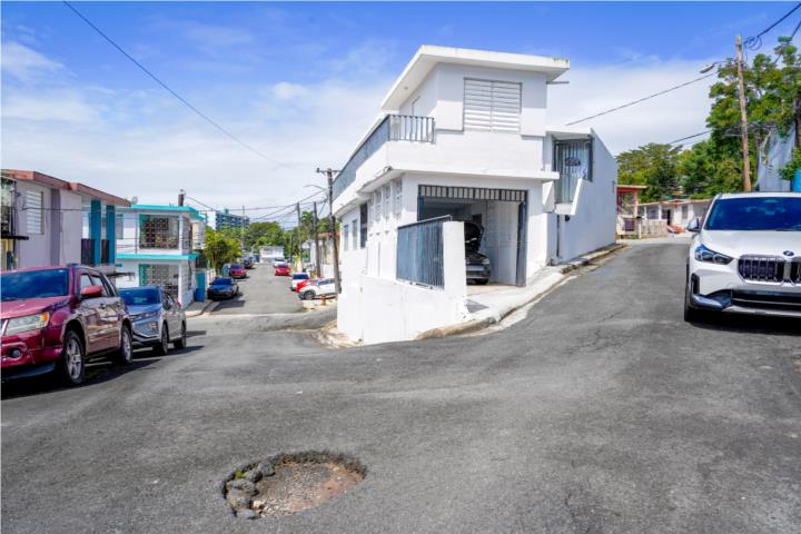 MULTIFAMILIAR HUMACAO!!