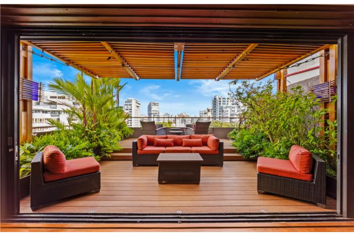 Apartamento único en Condado. Tres terrazas