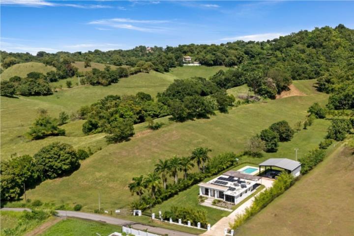New Modern Luxury Ranch | 1.9 Acres | Pool