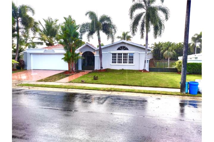 ACCESO CONTROLADO Y PISCINA