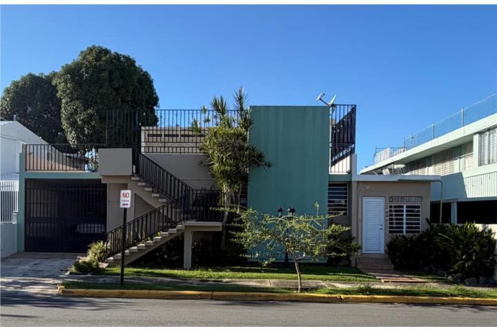 En venta propiedad en Urb. Los Maestros