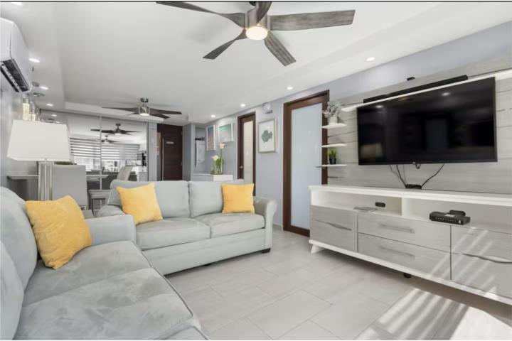 RACKET CLUB OCEAN FRONT