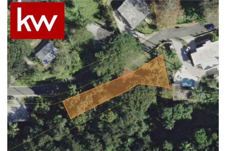 Terreno de 941 metros cuadrados ubicado en Trujillo Alto, barrio Carraízo, en una zona tranquila y de fácil acceso.