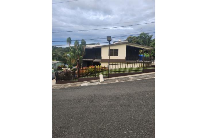 ¡Oportunidad en Ponce! Granada Hills, Ponce 📍? Hermosa y úúper amplia propiedad ubicada en una urban