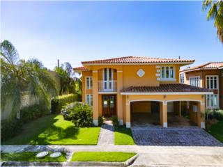 Grand Palm I � 4BR Residence w/ Garage & Patio