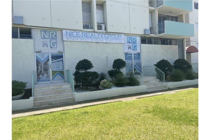 Condominio Intersuite frente Ave Baldorioty, Carolina.