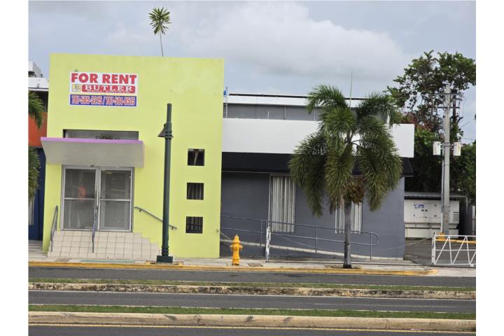 Commercial in La Rambla Plaza, Ponce