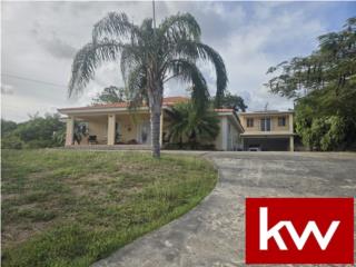 URB. HACIENDA CASA BLANCA, CASA EN JUANA DIAZ