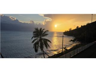 Penthouse beach front Playa Almirante