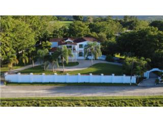 Casa de lujo en Estancias de Beatriz, Cayey