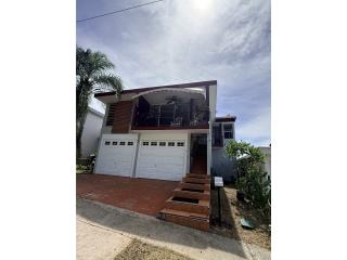 Amplia residencia en Urb. Borinquen