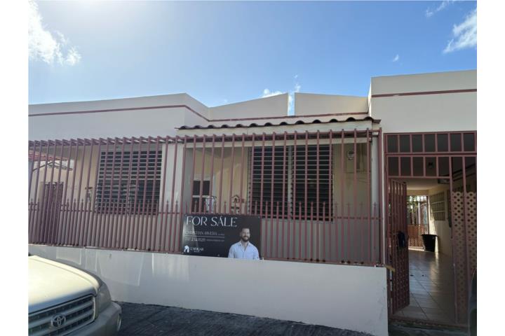 Puerto Nuevo $200K