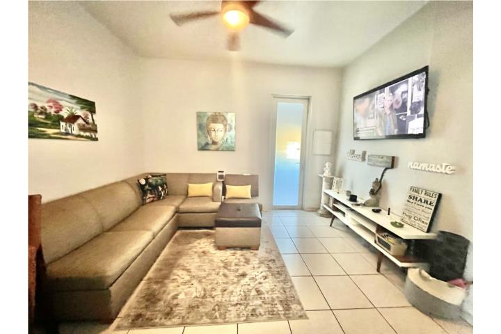 GREAT OPPORTUNITY IN MIRAMAR!!! COMFORTABLE 2-BEDROOM, 1-BATH APARTMENT LOCATED IN ONE OF MIRAMAR’S