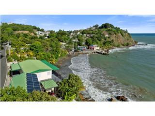 Smart living by the beach with solar power